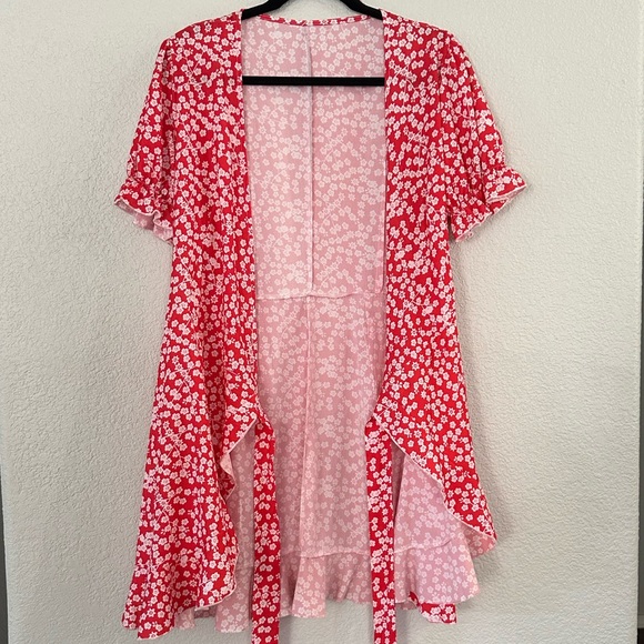 New! Red Floral Deep V Neck Short Sleeve Wrap Tie Waist Ruffle Dress - Picture 8 of 16